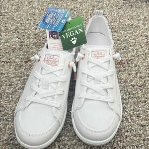 Skechers BOBS White Canvas Sneakers Rose Gold Trim NWT Women’s